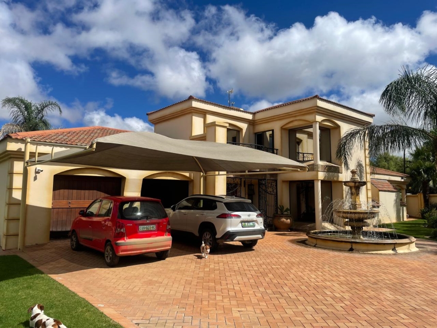 5 Bedroom Property for Sale in Christiana North West